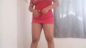 RICH MOMMY LOVES TO HAVE HER PUSSY SUCKED BY PASSING THE LE AND PUT HER FINGERS UP HER ASS BORED AT HOME SHE MASTURBATES VERY RICH AND EXCITING