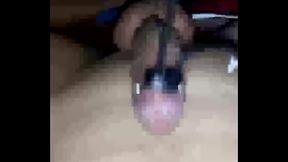 electro shock en mi verga sacando precum