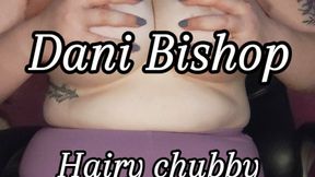 Chubby hairy femme masturbates with dildo