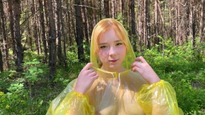 Teen Girl in Pvc Raincoat Suck Dick in the Forest (+18)