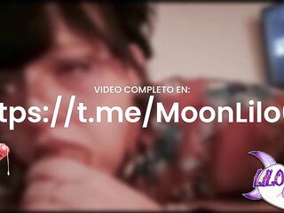 Encontré a mí roomie Otaku con gafas en mi cuarto viendo Gotham en mi TV y la puse a chuparme la verga FT LiloMoon69 ????????