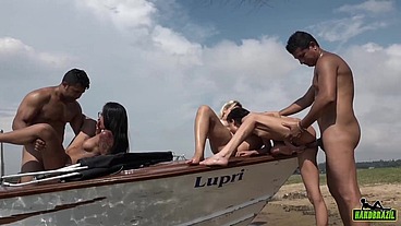 Orgia e putaria na Ilha - Ed Junior - Loupan - Polly Petrova - Amanda Souza - Mirella Mansur