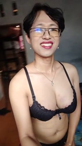 Asian Ladyboy Masturbate In Her Office