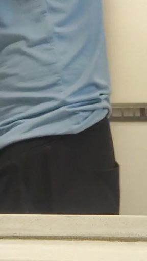 Raat ki Raat kam karne Aaye ek mad Ghar per kam bale boy na   Clip 1