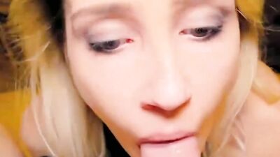 Gebunden Stiefschwester Uberraschen Sie Bruder mit Blowjob