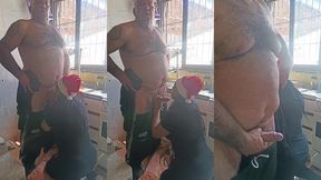 faxineira esta sempre pronta para fazer um extra com seu patrao grande