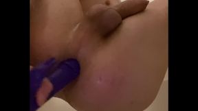 Extra soapy shower, hard dick and anal scrub (skip to 3:00 if you want to go straight to hot stuff.)