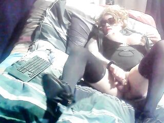 Can not Assist Being a Indecent Whore!! Widening My Legs...