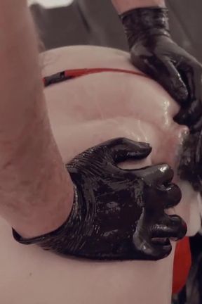 Axelabysse Mnage  Trois, Part Two