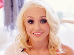 Blonde teens reveals their sweet pussies