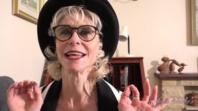 Auntjudys - Your Mature GILF Boss Dee Lite Sucks Your Cock at the Office