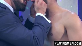 PlayingMen.com - Robbie Rojo lets Antonio Miracle rim and fuck his big ass