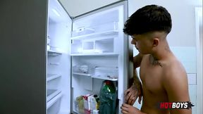 Comendo o cu do meu vizinho novinho