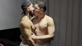 fudendo uma buceta de macho