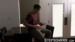 StepsonXXX.com - Staying up late so my ripped stepdad Sean Duran can cum inside me