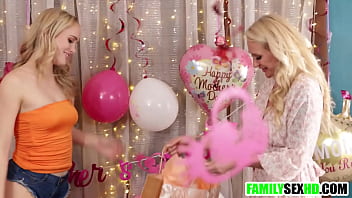 Blonde MILF gets special step mother&#039_s day gift