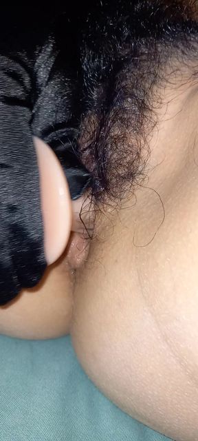 Alexandra Anton  un dildo mic