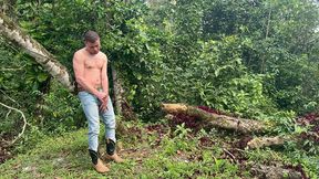 de ferias na fazenda, fiz o capataz encher meu cu de leite