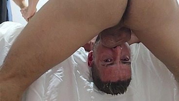 Rick paixao fodendo a garganta do leozito