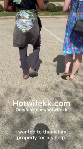 Public parking lot blowjob for nerdy fan