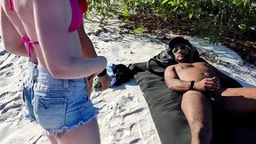 fui na praia com uma amiga e achamos um punheteiro tarado marcio baiano official - lorrany exotica