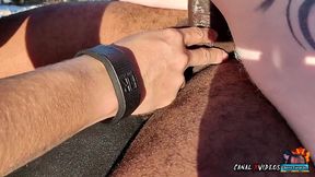 fui na praia com uma amiga e achamos um punheteiro tarado marcio baiano official - lorrany exotica