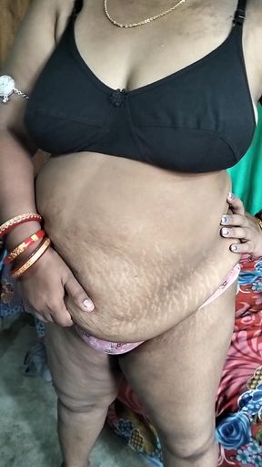 Emotional moment from &quot;Secret affair with Indian house wife during change her dress after shower&quot;