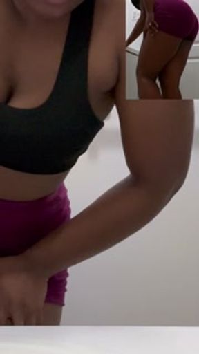 Pee Desperation: I can’t hold it and pee in the sink