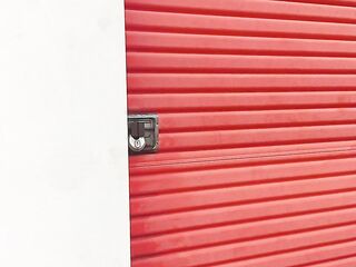 BOUT TO GET A ORAL-JOB AT THA STORAGE UNIT!!