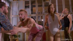 Yoga bang hetero version