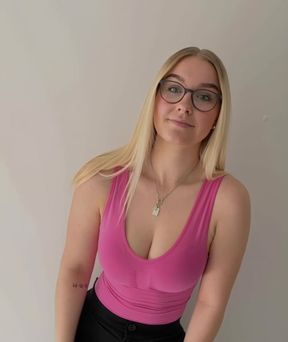 Blonde teen GF shows off big boobs for a cum-filled adventure