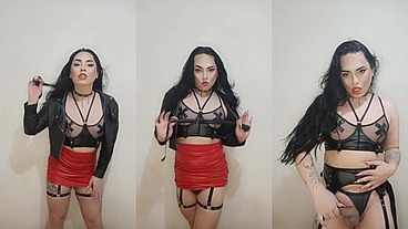 Strip tease da Morena para fans