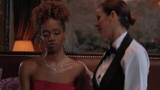 Thick MILF Alexis Fawx wants to get licked by Lacey Londo