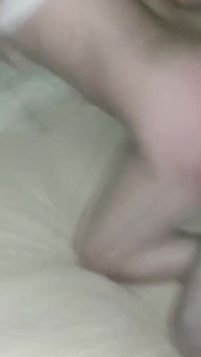 Culona Blanca Hijastra Dejandose Follar En Posicion Estilo Perrito. Padrastro Acabando Todo Su Semen Y Termina Embarazada