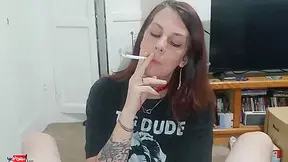 Cutie Stepmom Smoking And Taking Stepdaddys Gigantic Load