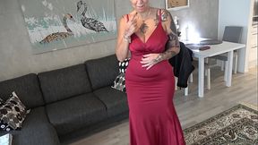 Muslim Real Estate Agent in a Hijab Fucks Her Client For a 100% Guaranteed Deal