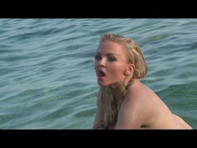 Blonde Babe Fingers Pussy on Rocky Beach to Orgasm
