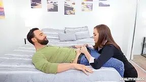 Gives A Great Head And Gets Deeply Fucked With Alex Legend And Freya Parker