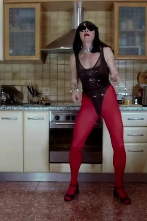 Short Erotic Fitness Expromt From Michelle Ernandes