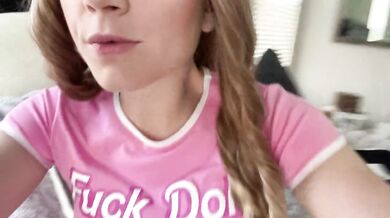 Pink pussy begging for your dick fingering so wet it’s on display