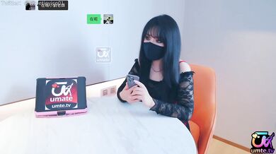 The topic of penis sinking: In that wedding dress shop, I lost more than one necklace!