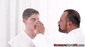 Mormon 18-year-old Raw Screwed Bareback Bear And Cub