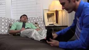 Hunter Page And Cameron Worship Each Others Feet