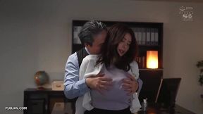 Horny boss gets serviced by his innocent secretary Hikaru Nagi in high