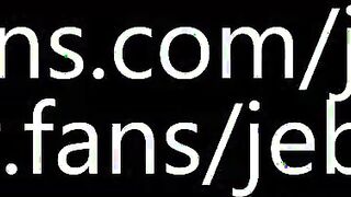 Jeb & Gwyn do Vikings