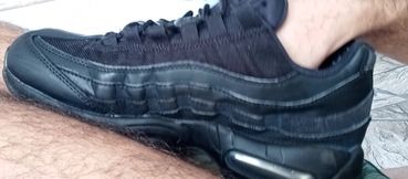Nike Air Max 95 Men&#039;s Pelotas Stomping Sneakers