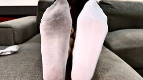Dirty Sweaty Gym Socks After Workout | Dirty Sock Smell, Bare Foot vs Dirty Sock Comparison