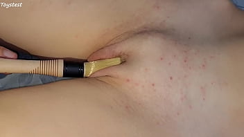 StepSis' Pussy&#x270C; Gushes Juice as Paint Brush Delivers the Stroke