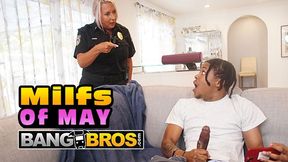 Hot - Lil D Erfüllt Die Bedürfnisse Seiner Stiefmutter Lieutenant Bella Lexi Mit Seinem Großen Harten Schwanz