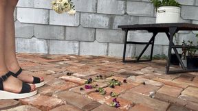 flower crush in summer sandals avi